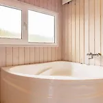 بيت للعطل Luxury Retreat With Sea View Hjørring
