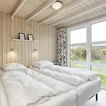 Luxury Retreat With Sea View Hjørring