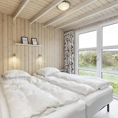 Luxury Retreat With Sea View Hjørring