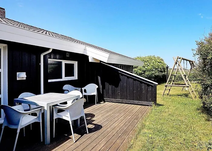 Luxury Retreat With Sea View Hjørring